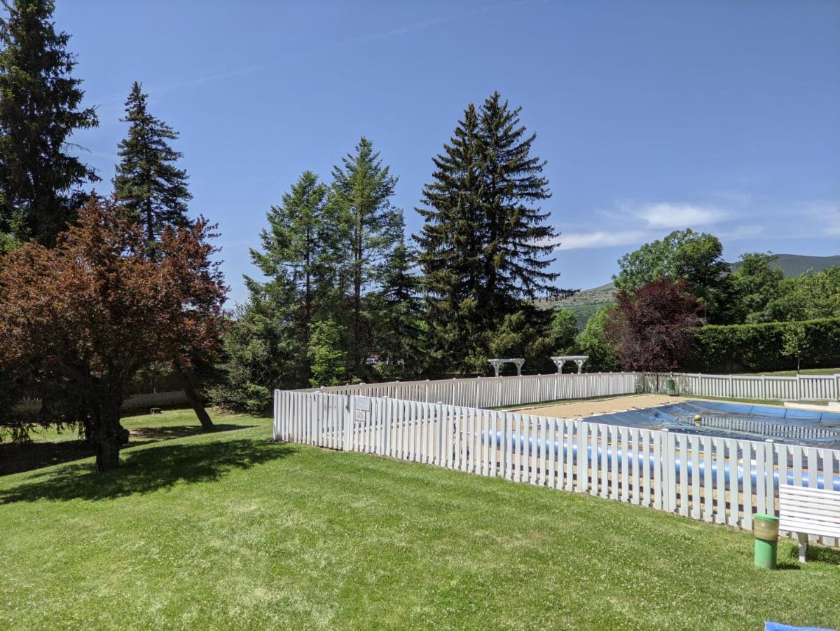 Apartamento Cerdanya En Familia Montana Park Enveitg Exterior foto